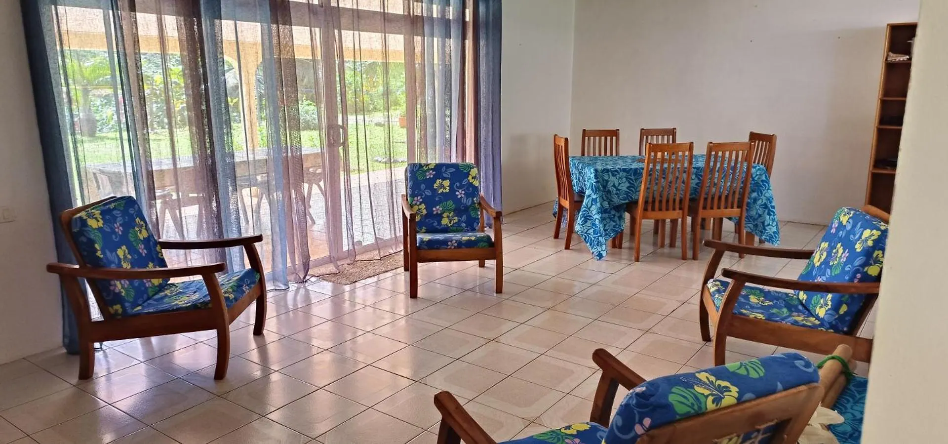 Fare Natihere Huahine 2 Haapu